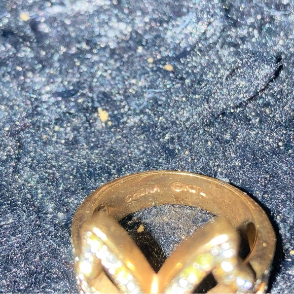 Avant Garde Butterfly Rhinestone Ring by Avon - Picture 7 of 7